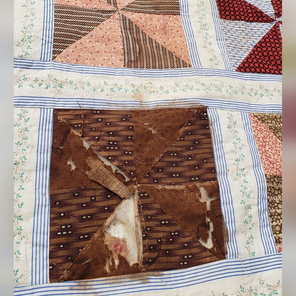 1800s Quilt multiple patterned fabric - Picture 8 of 16